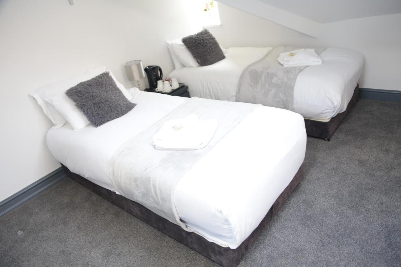 Park City Suites Hotel Манчестер Экстерьер фото