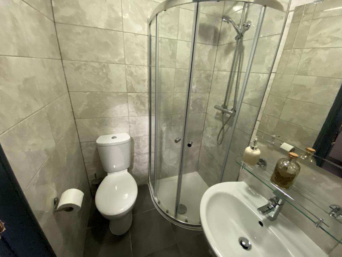 Park City Suites Hotel Манчестер Экстерьер фото